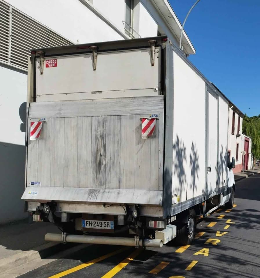 Mercedes Sprinter 2019 hayon 20m